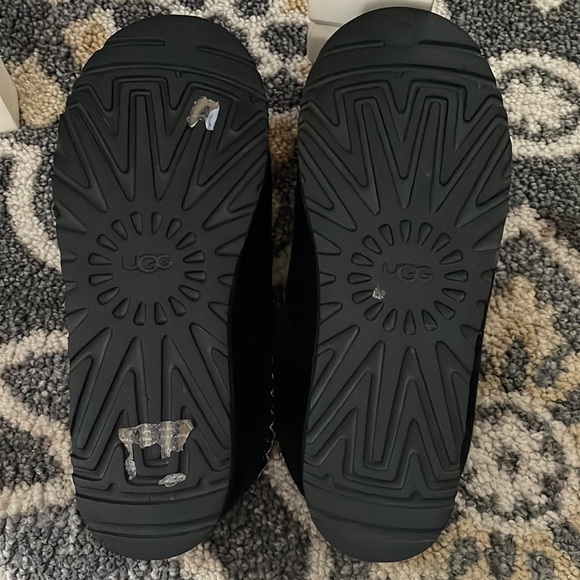 Men’s Ugg Tasman Slippers, US size 12 - Picture 3 of 3